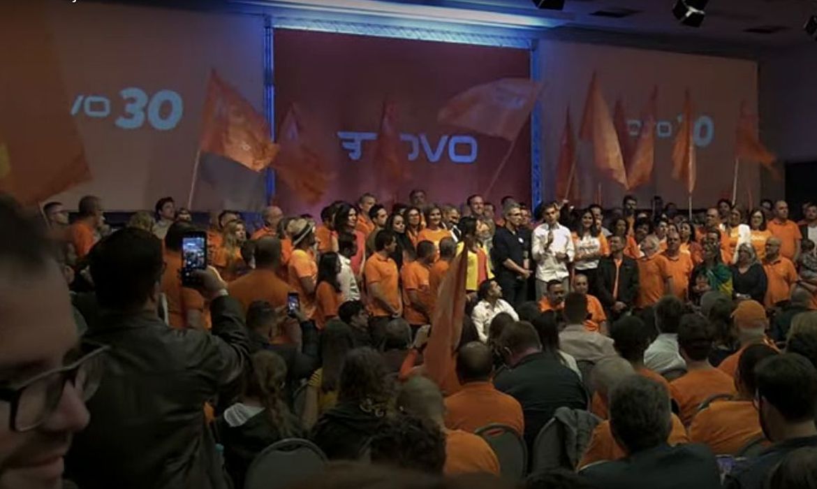Partido Novo oficializa candidatura de Felipe d’Avila à presidência